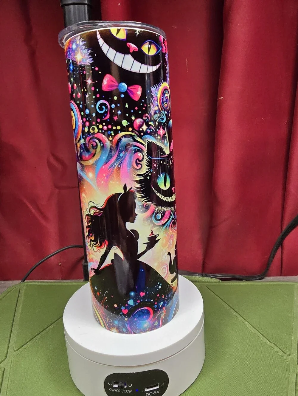 Alice In Wonderland Hogg Brand Tumbler 25oz